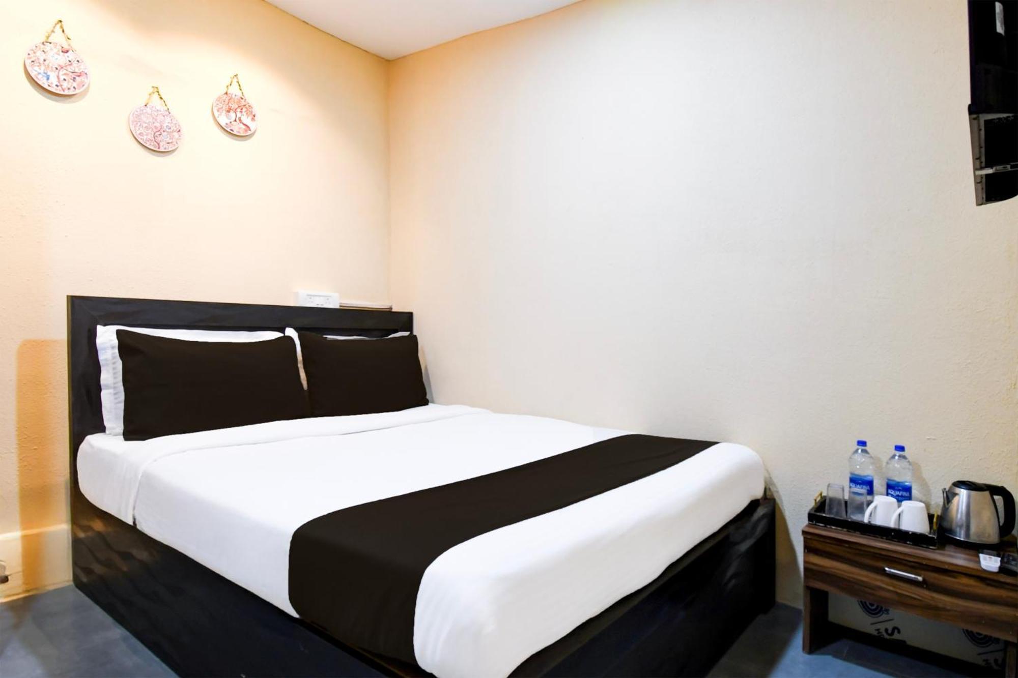 Super Hotel O Pra Guest House Bhubaneswar Exteriör bild