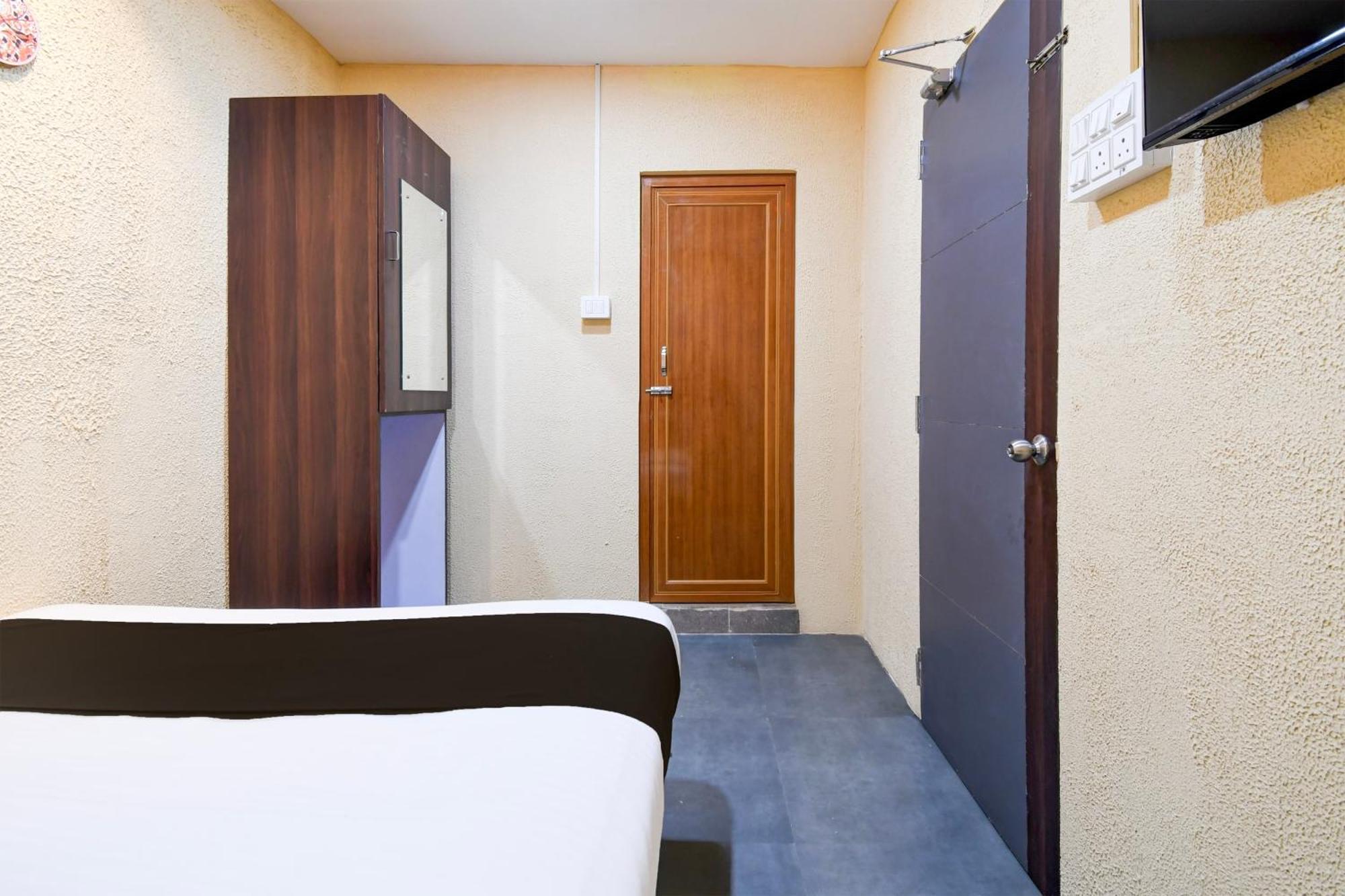Super Hotel O Pra Guest House Bhubaneswar Exteriör bild